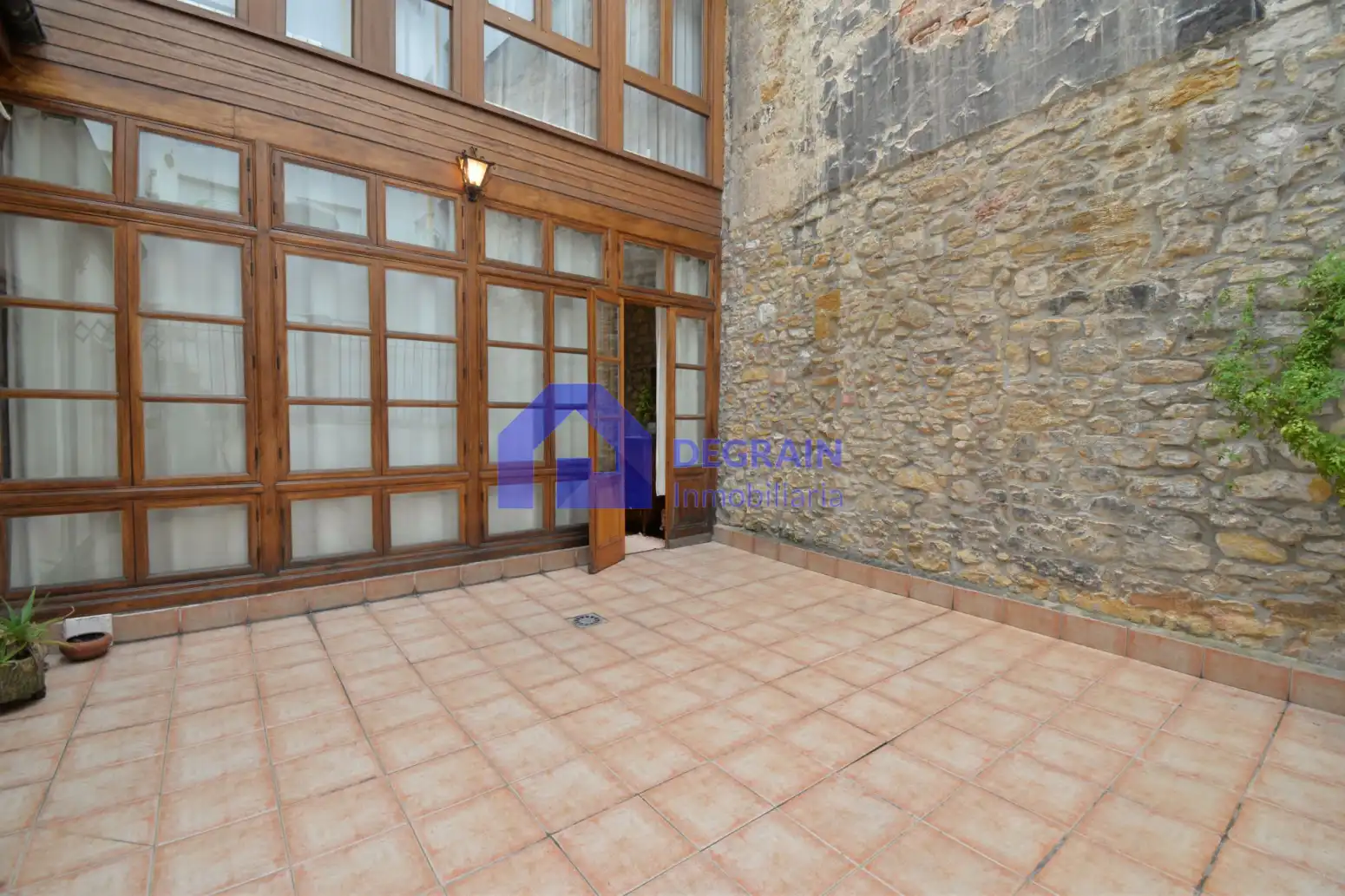 Terrace of Flat for sale in Oviedo   with Heating, Parquet flooring and Terrace