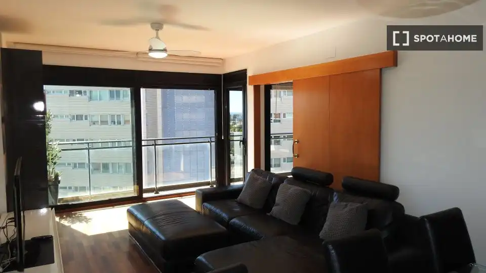 Habitación en Port Forum