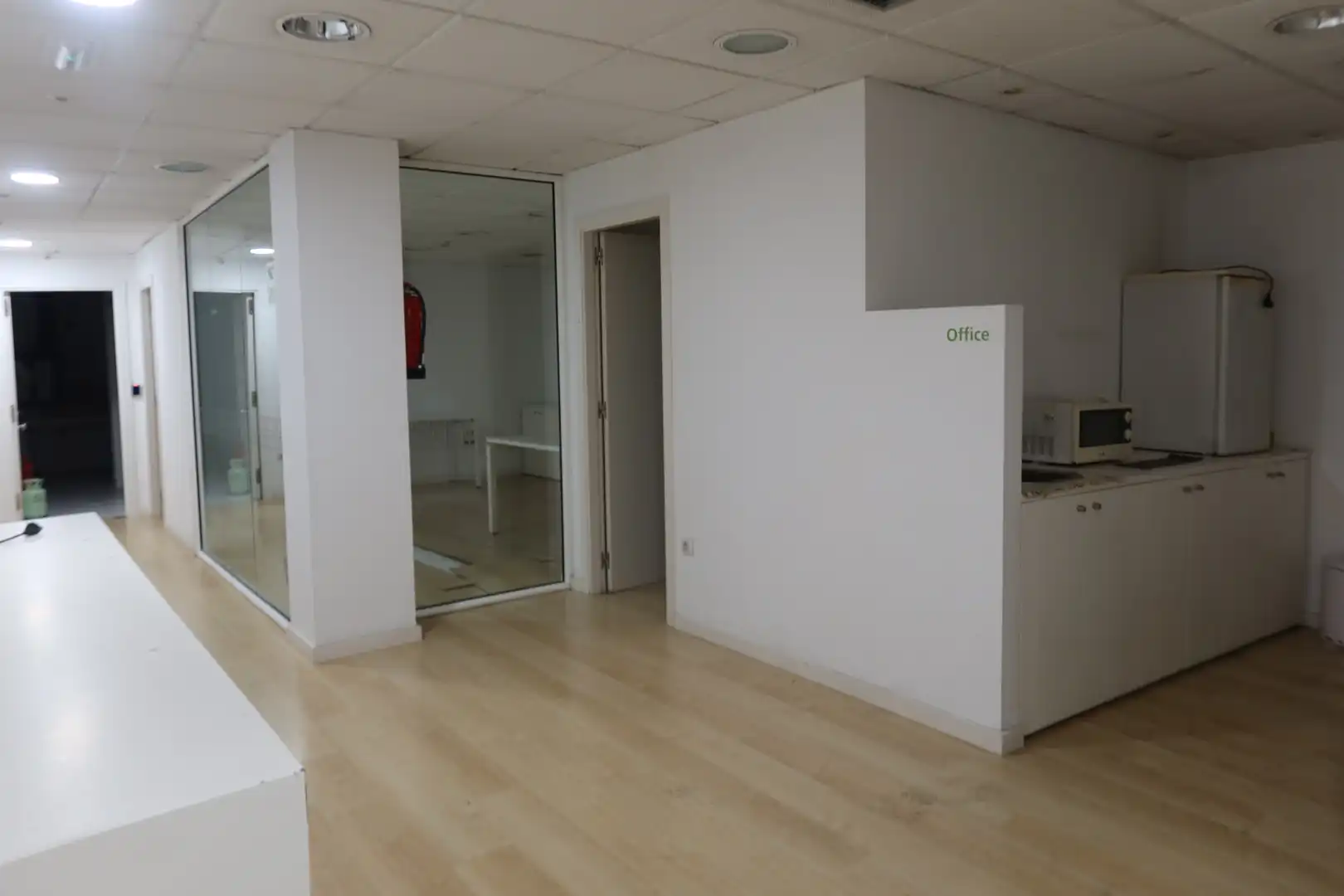 Local de lloguer en Centro - Juan Flórez - Plaza Pontevedra
