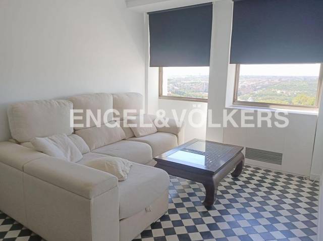 Apartamento en Alquiler en Argüelles