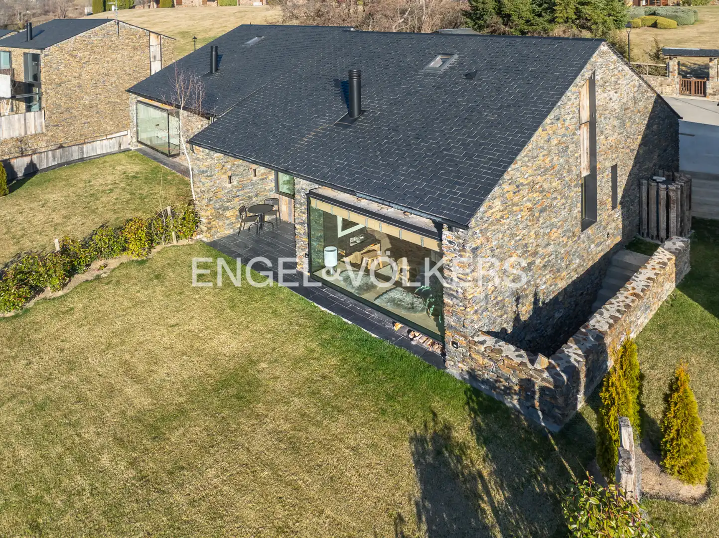Exterior view of Houses for sale in Ger  with Heating, Private garden and Parquet flooring