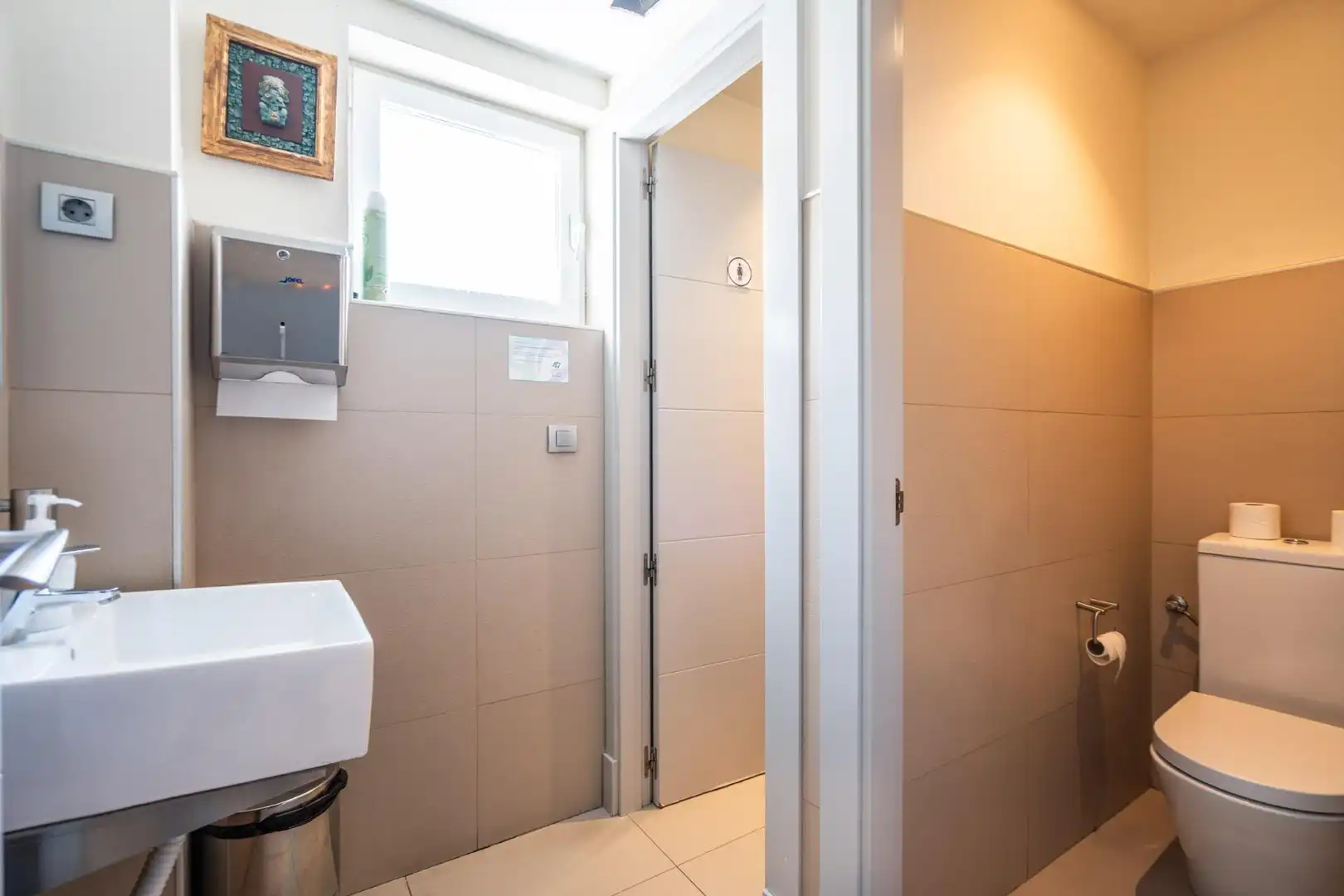 Bathroom of Houses for sale in Madrid