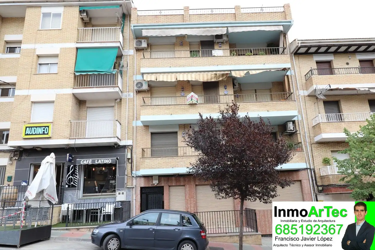 Außenansicht von Wohnung zum Verkauf in Íllora mit Klimaanlage und Terrasse