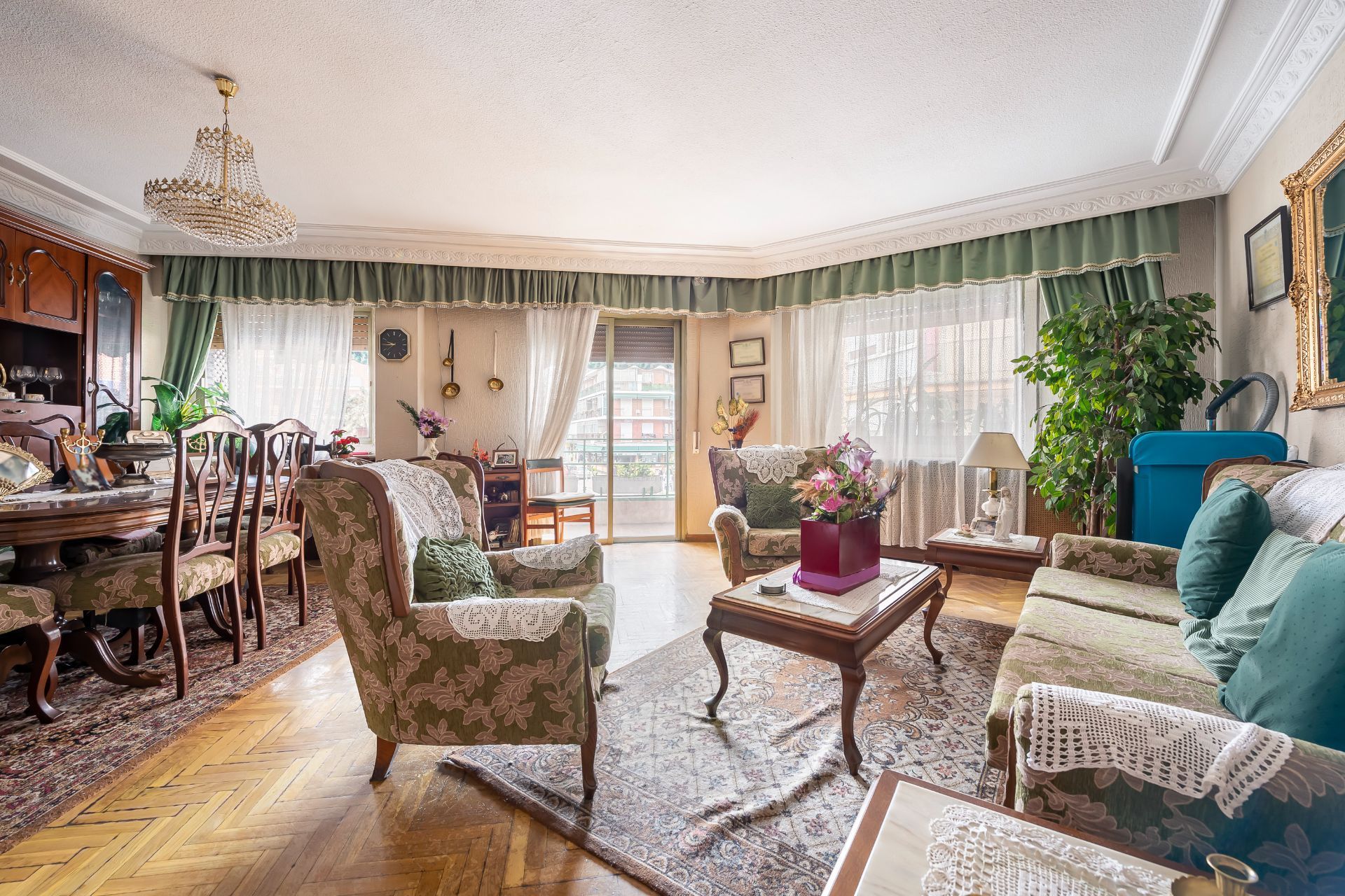 Sala d'estar de Pis en venda en  Madrid Capital amb Aire condicionat, Calefacció i Terrassa