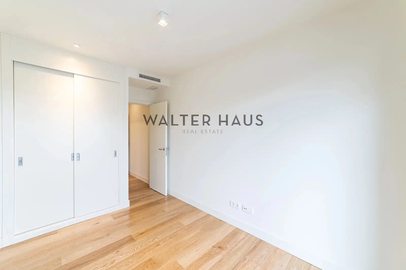 Habitación de Piso de alquiler en Madrid con Aire acondicionado, Calefacción y Horno