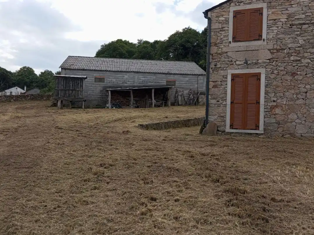 Haus oder Chalet zum Verkauf in Lugar Albeiro, O-carballo, 3, Friol