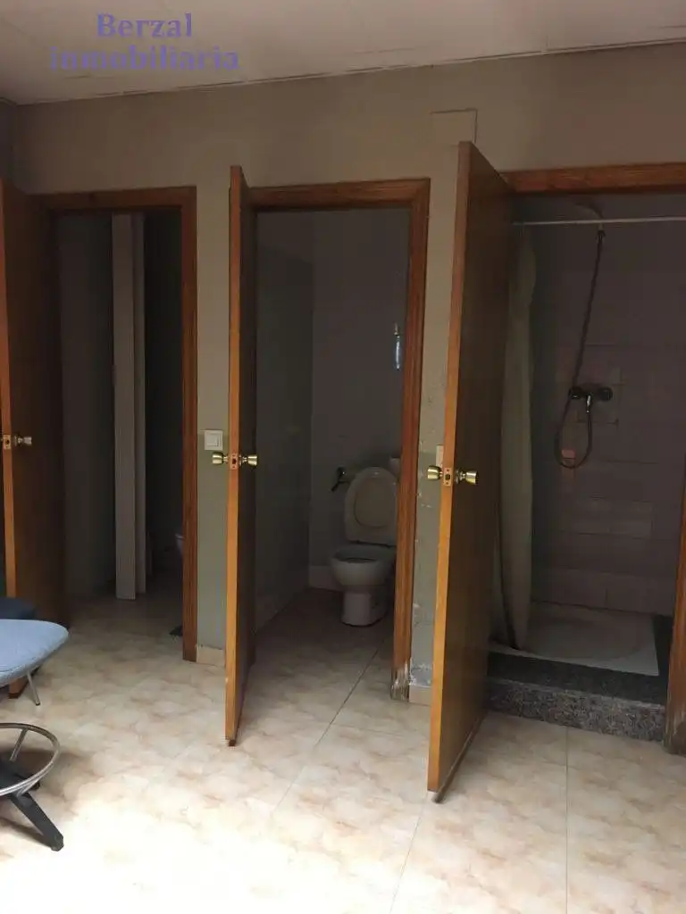 Bathroom of Industrial buildings for sale in Albelda de Iregua