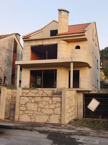 Casa-chalet en Venta en Bamio