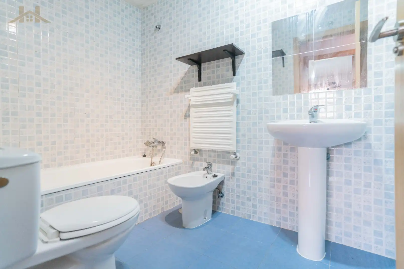 Bathroom of Flat for sale in Navalcarnero  with Heating, Parquet flooring and Storage room