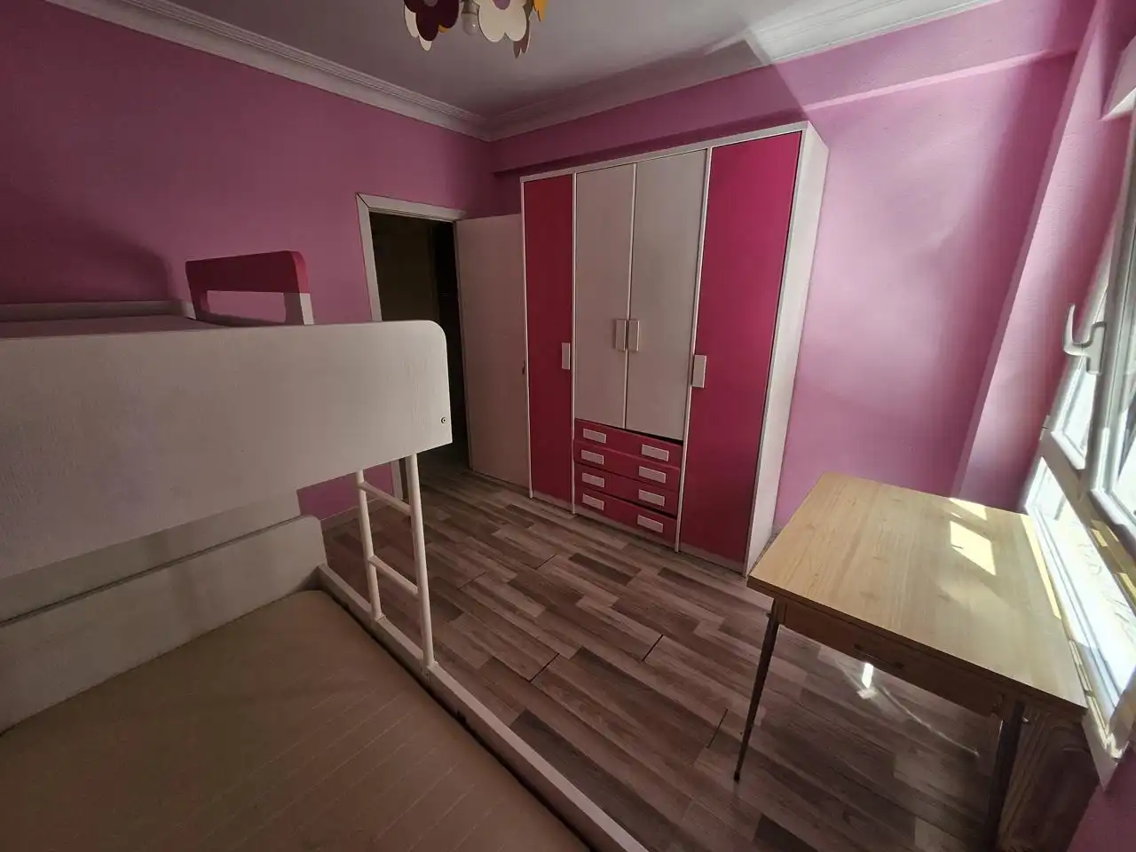 Habitación de Piso en venta en  Pamplona / Iruña con Calefacción, Amueblado y Balcón