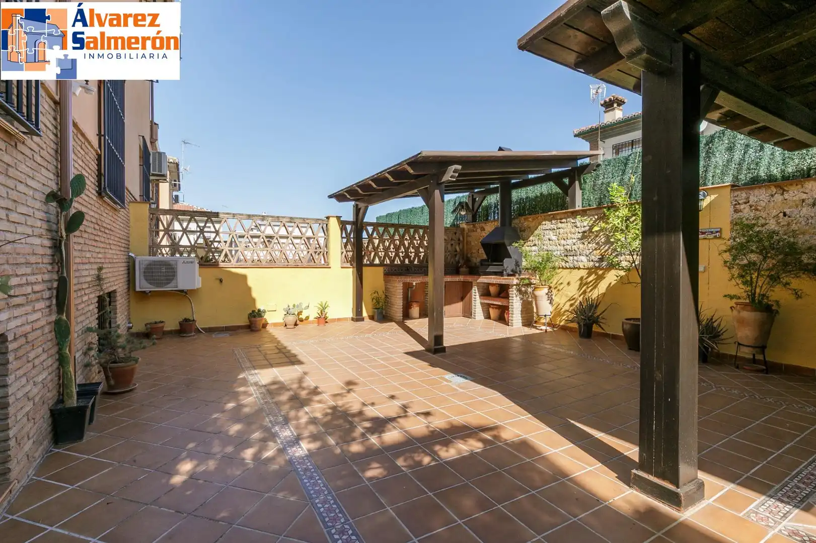 Casa en venta en Calle Calle Arniches 21, imagen 3