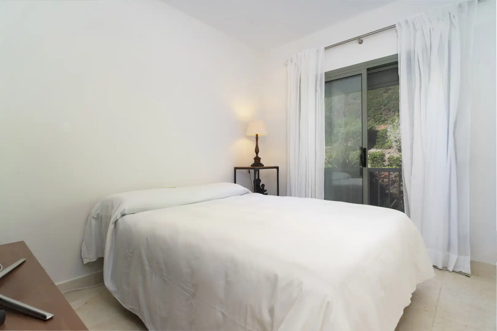 Habitación de Apartamento en venta en Estepona con Aire acondicionado, Calefacción y Terraza