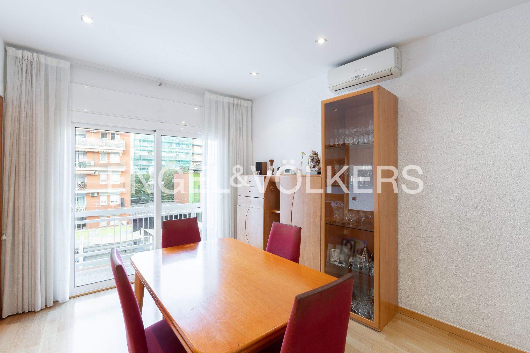 Vista exterior de Apartament en venda en  Barcelona Capital amb Aire condicionat, Calefacció i Balcó