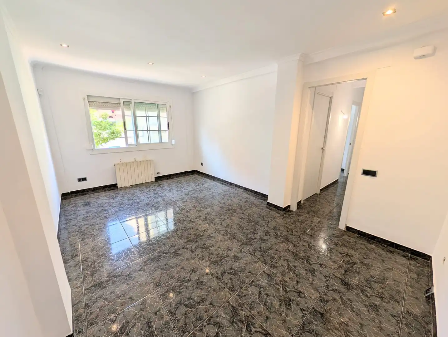 Sala de estar de Piso en venta en Badalona con Aire acondicionado, Calefacción y Horno