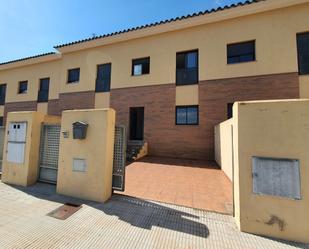 Exterior view of Single-family semi-detached for sale in Sierra Engarcerán  with Air Conditioner, Terrace and Balcony