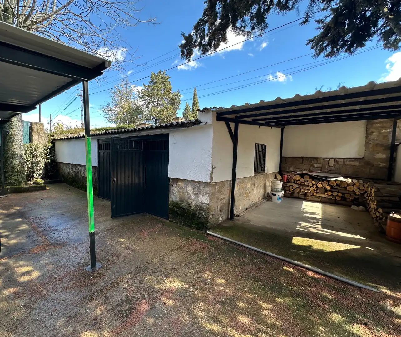 Parking of Houses for sale in Úbeda  with Air Conditioner, Heating and Private garden