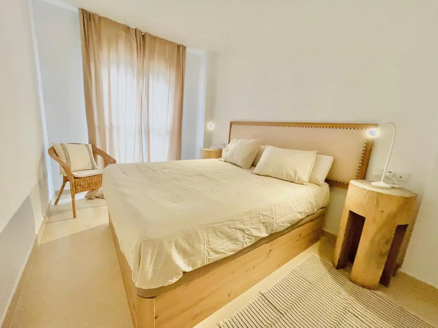 Bedroom of Flat for sale in Benalmádena  with Air Conditioner, Storage room and Furnished
