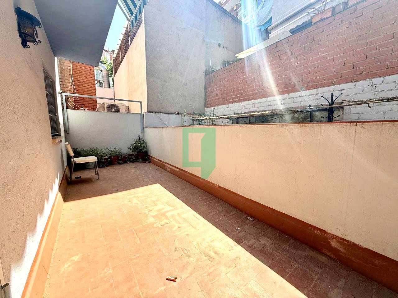 Terrace of Flat for sale in Santa Coloma de Gramenet  with Air Conditioner, Terrace and Balcony