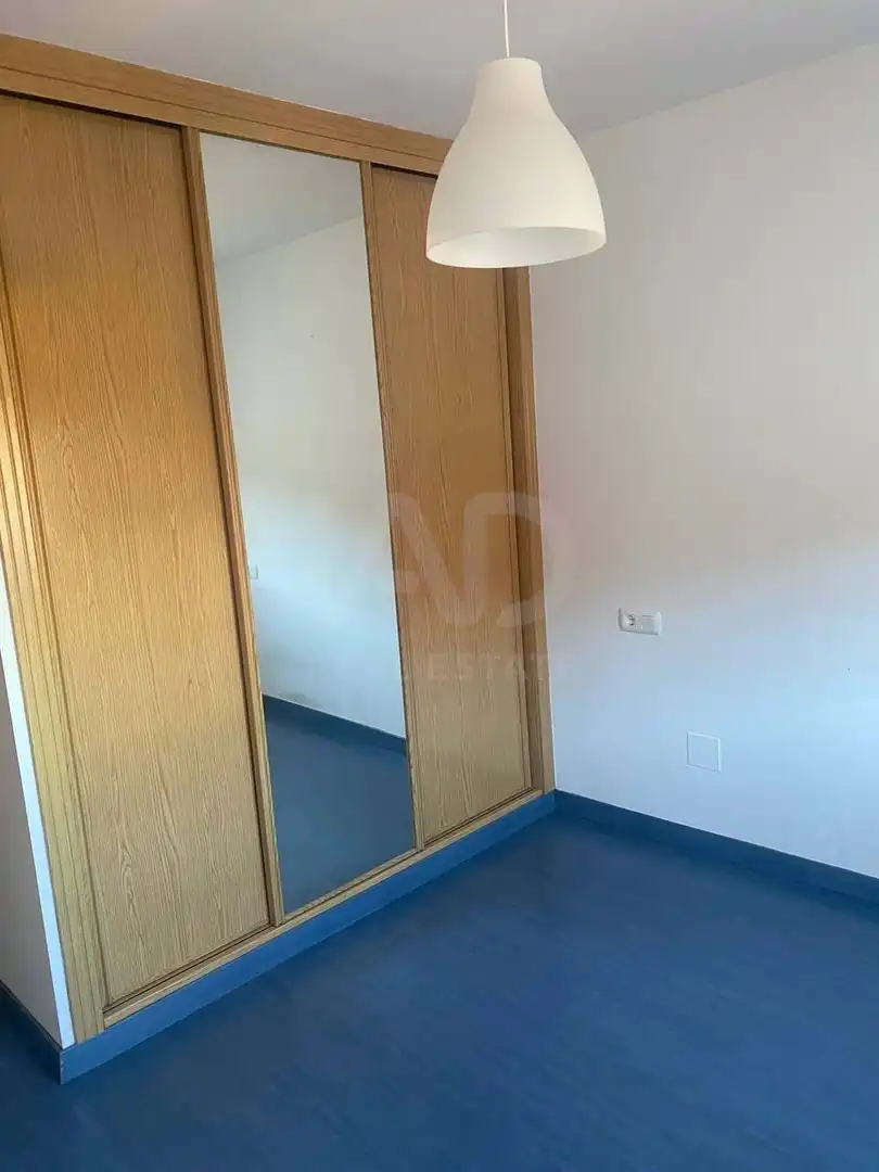 Habitación de Piso en venta en Valverde de la Virgen con Calefacción y Terraza