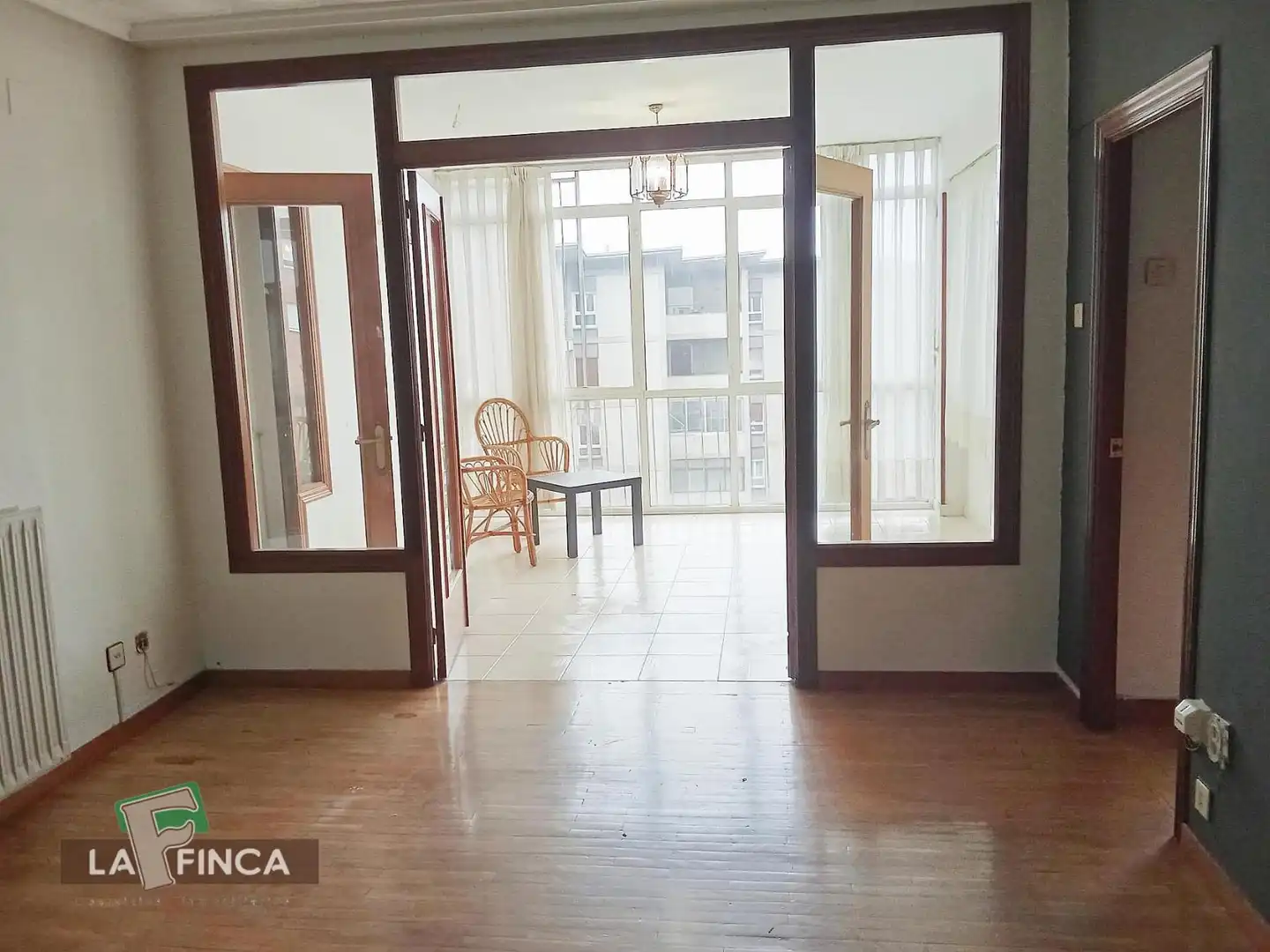 Wohnung zum Verkauf in Oviedo  mit Heizung, Parkett und Terrasse