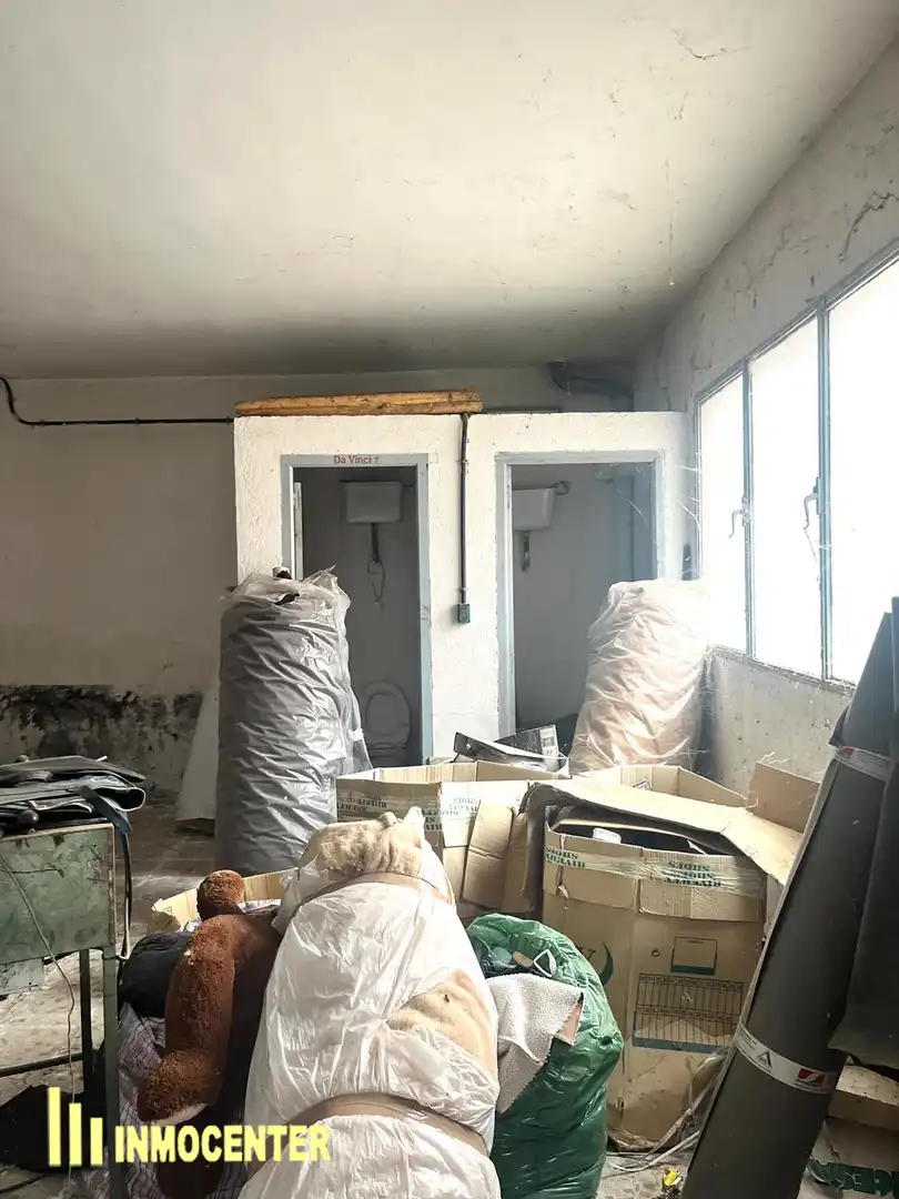 Dormitori de Nau industrial en venda en Fuensalida