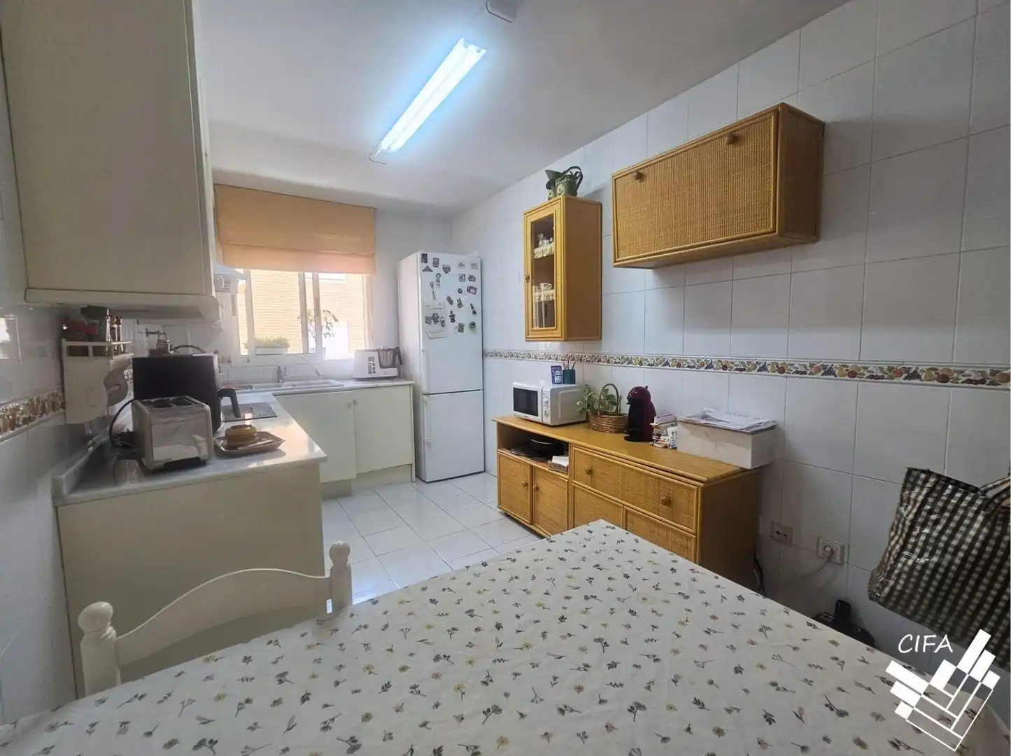 Cuina de Pis en venda en Vinaròs amb Parquet, Moblat i Balcó