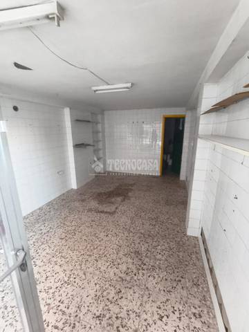 Local comercial en Venta en Los Ángeles - Cruz de Caravaca