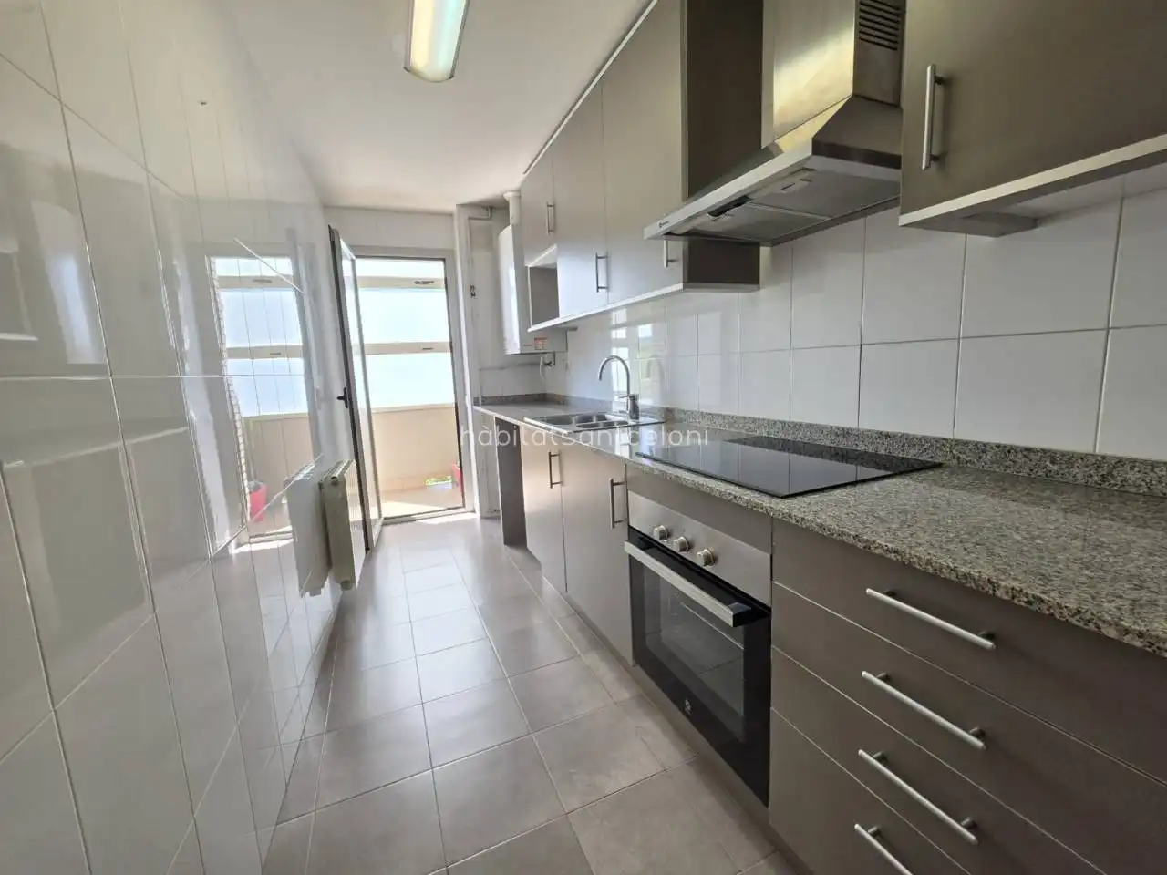 Küche von Maisonette zum Verkauf in Sant Celoni mit Heizung, Terrasse und Abstellraum