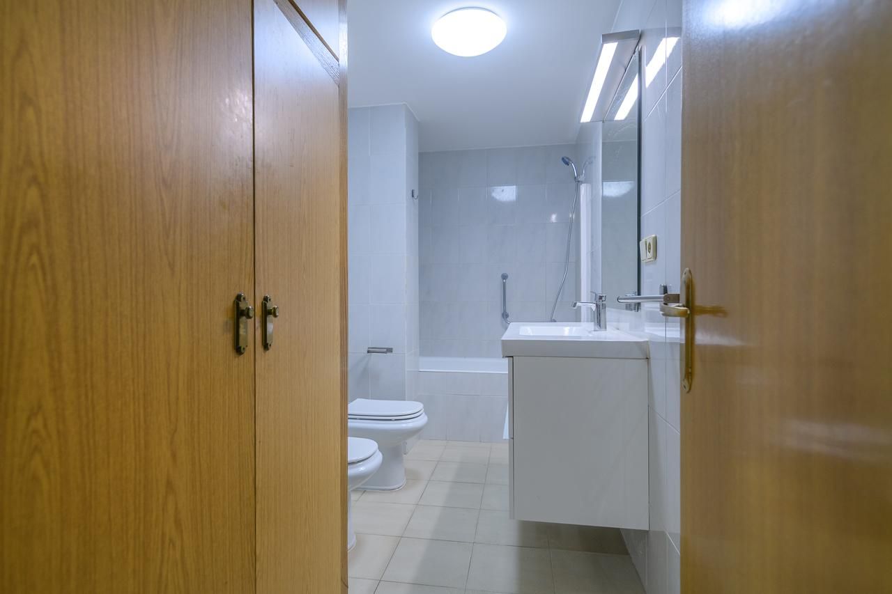 Baño de Piso en venta en Manresa con Calefacción