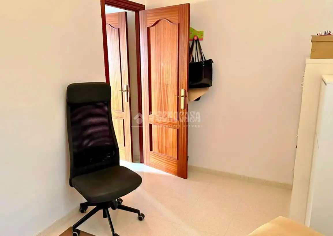 Piso en venta en Torrox con Terraza y Balcón