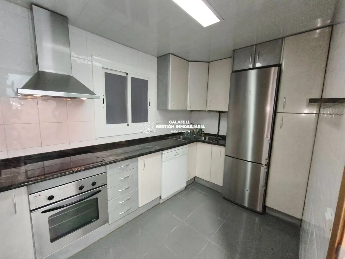 Cocina de Piso en venta en Calafell con Calefacción, Jardín privado y Terraza