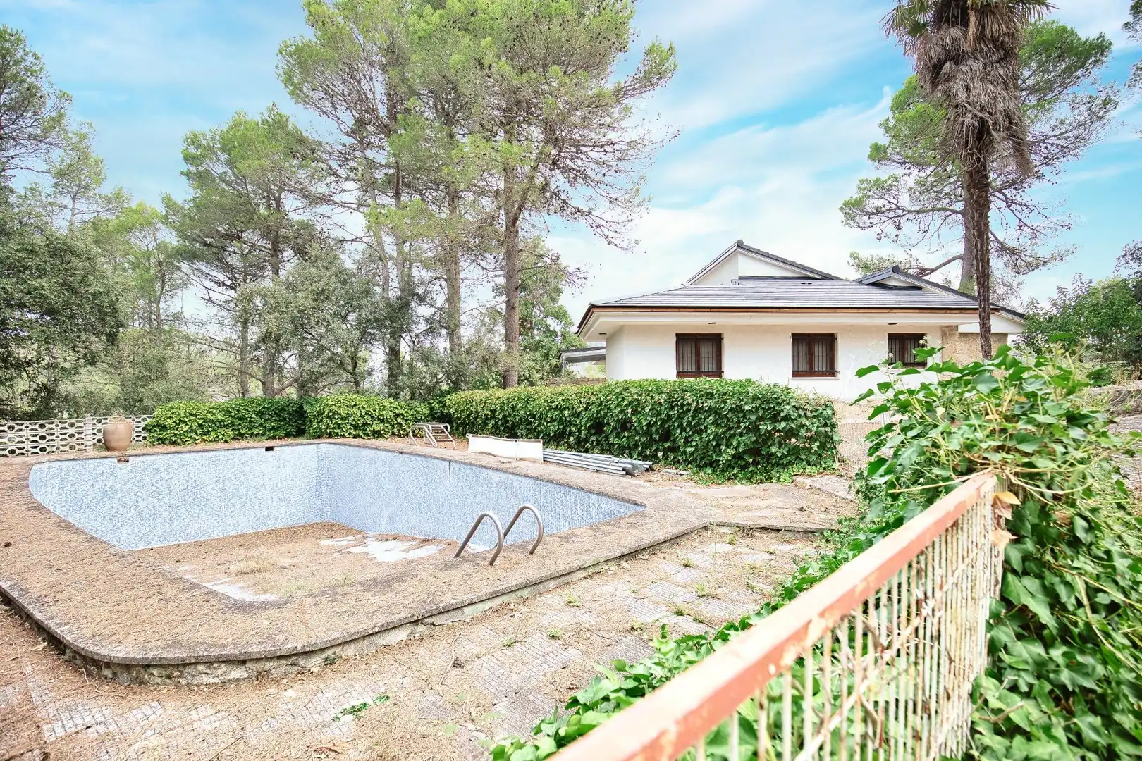 Detached house with pool for sale in L'ESTEPAR, imagen 9