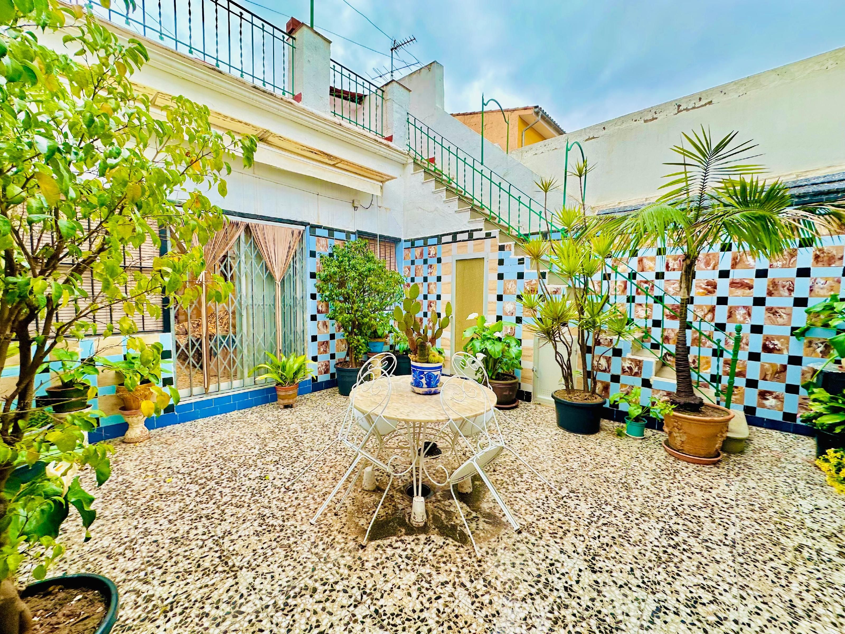 Terrace of Houses for sale in Burjassot