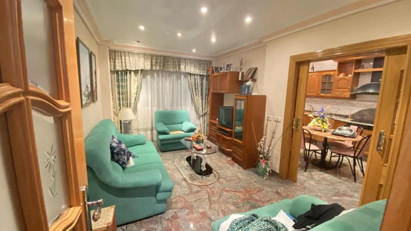 Sala d'estar de Casa o xalet en venda en Los Alcázares amb Calefacció i Traster