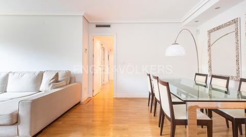 Foto 2 de Pis de lloguer a Doce de Octubre, Niño Jesús,  Madrid Capital