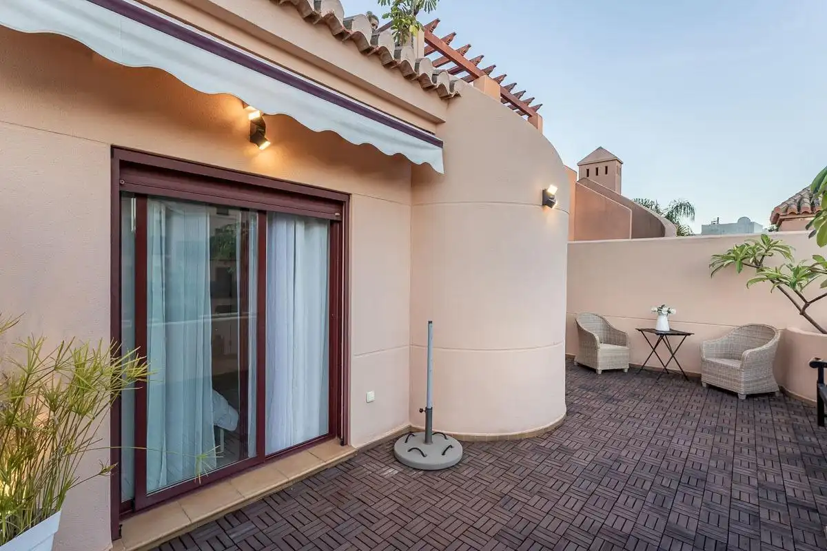 Terrassa de Casa adosada en venda en Motril amb Jardí privat, Terrassa i Traster