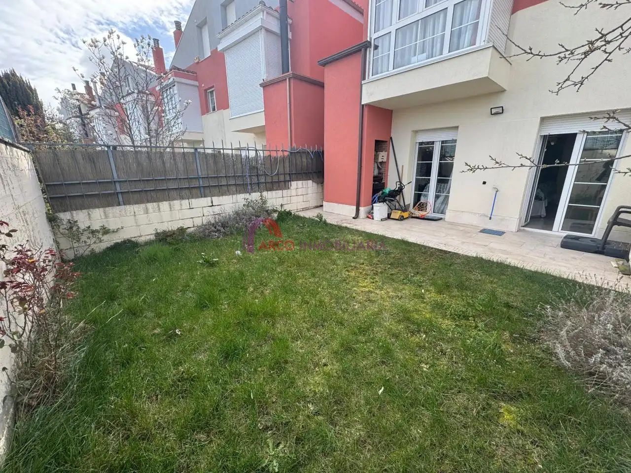 Jardín de Casa o chalet en venta en Alfoz de Quintanadueñas con Calefacción, Jardín privado y Amueblado