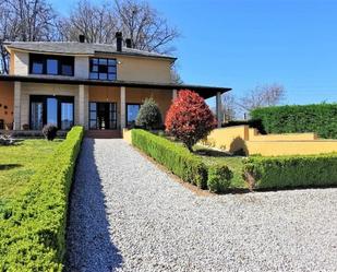 Vista exterior de Casa o xalet en venda en Ourense Capital  amb Calefacció, Terrassa i Traster