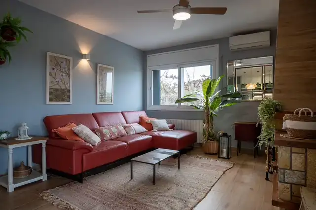 Sala de estar de Finca rústica en venta en La Riera de Gaià con Aire acondicionado, Calefacción y Jardín privado