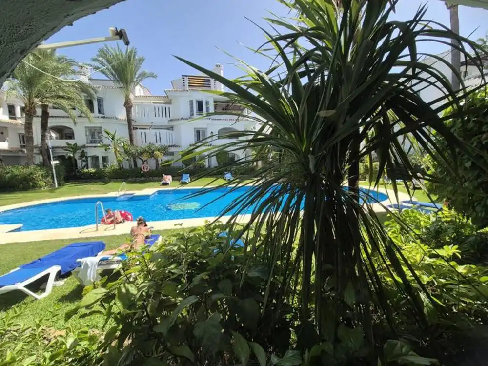 Erdgeschosswohnung mit Pool zur Miete in Nueva Andalucía, imagen 30