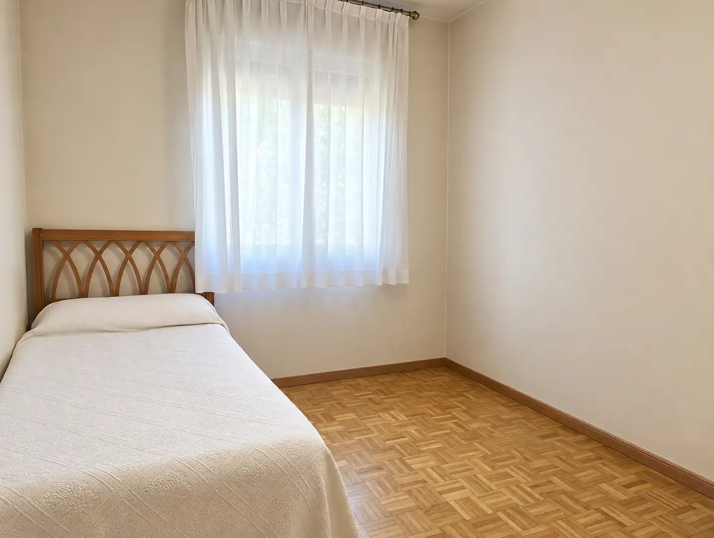 Dormitori de Pis en venda en Madrid amb Calefacció