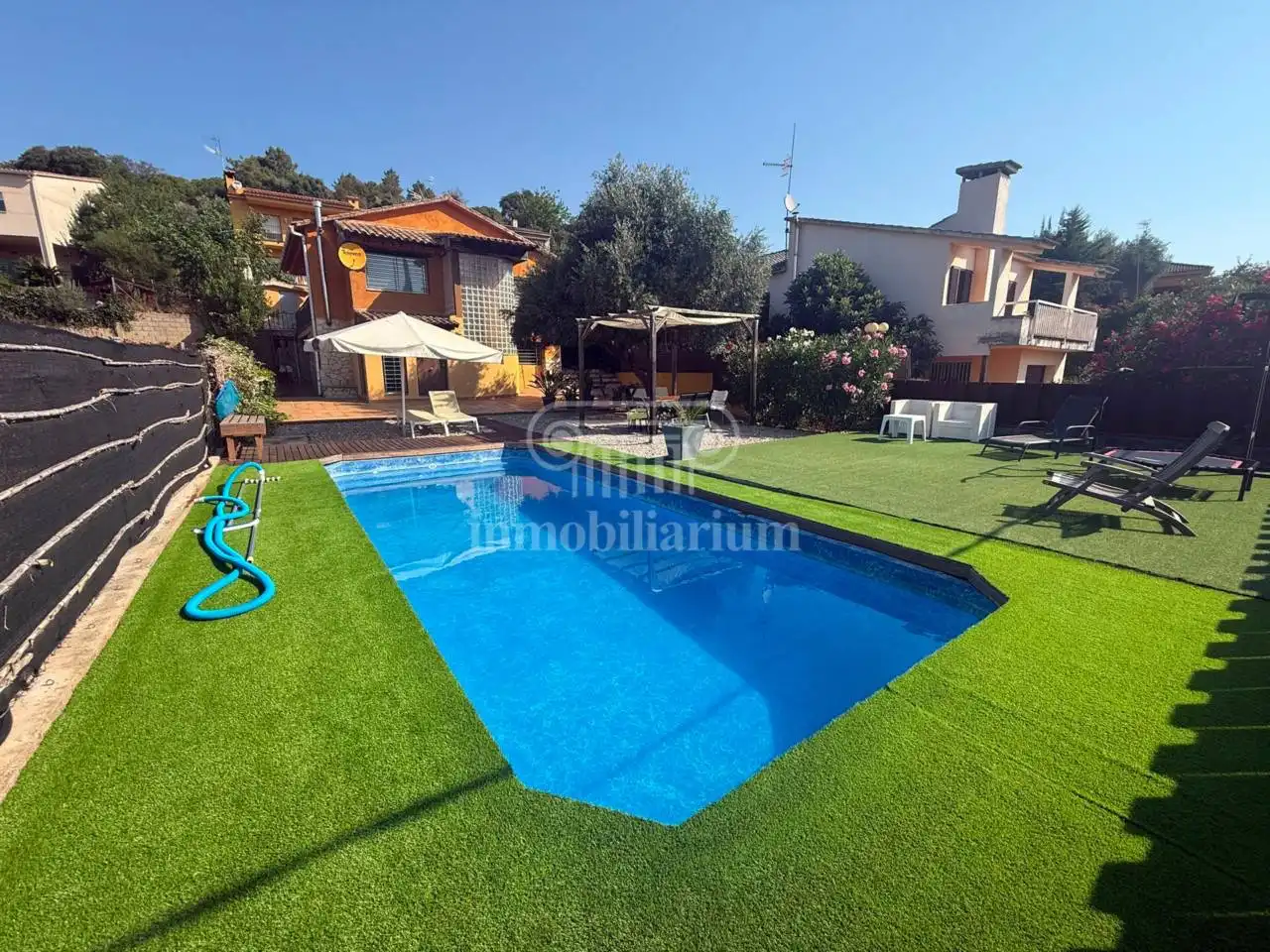 Casa con piscina en venta en Calle Juan Ramón Jiménez