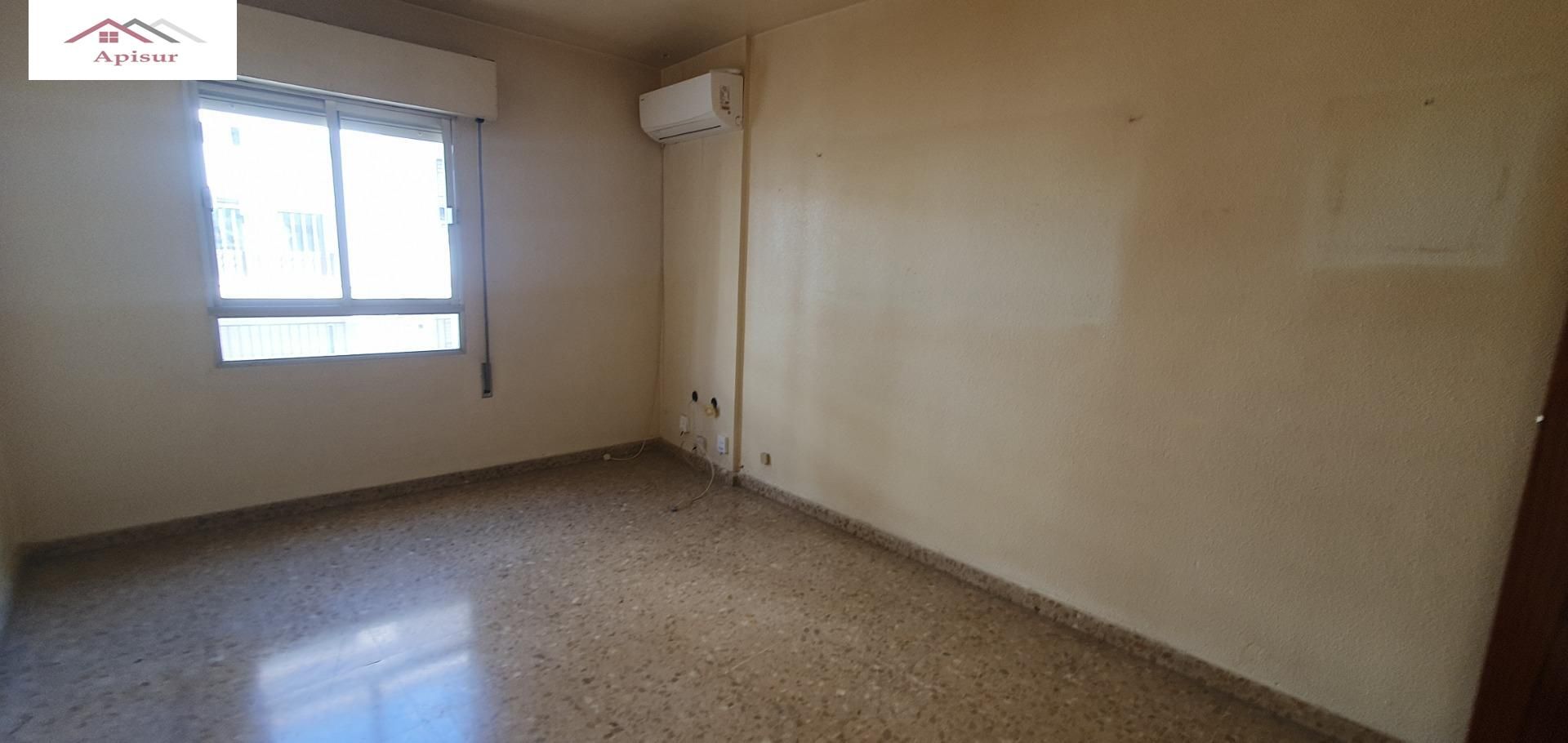 Bedroom of Flat for sale in  Jaén Capital  with Heating, Terrace and Balcony
