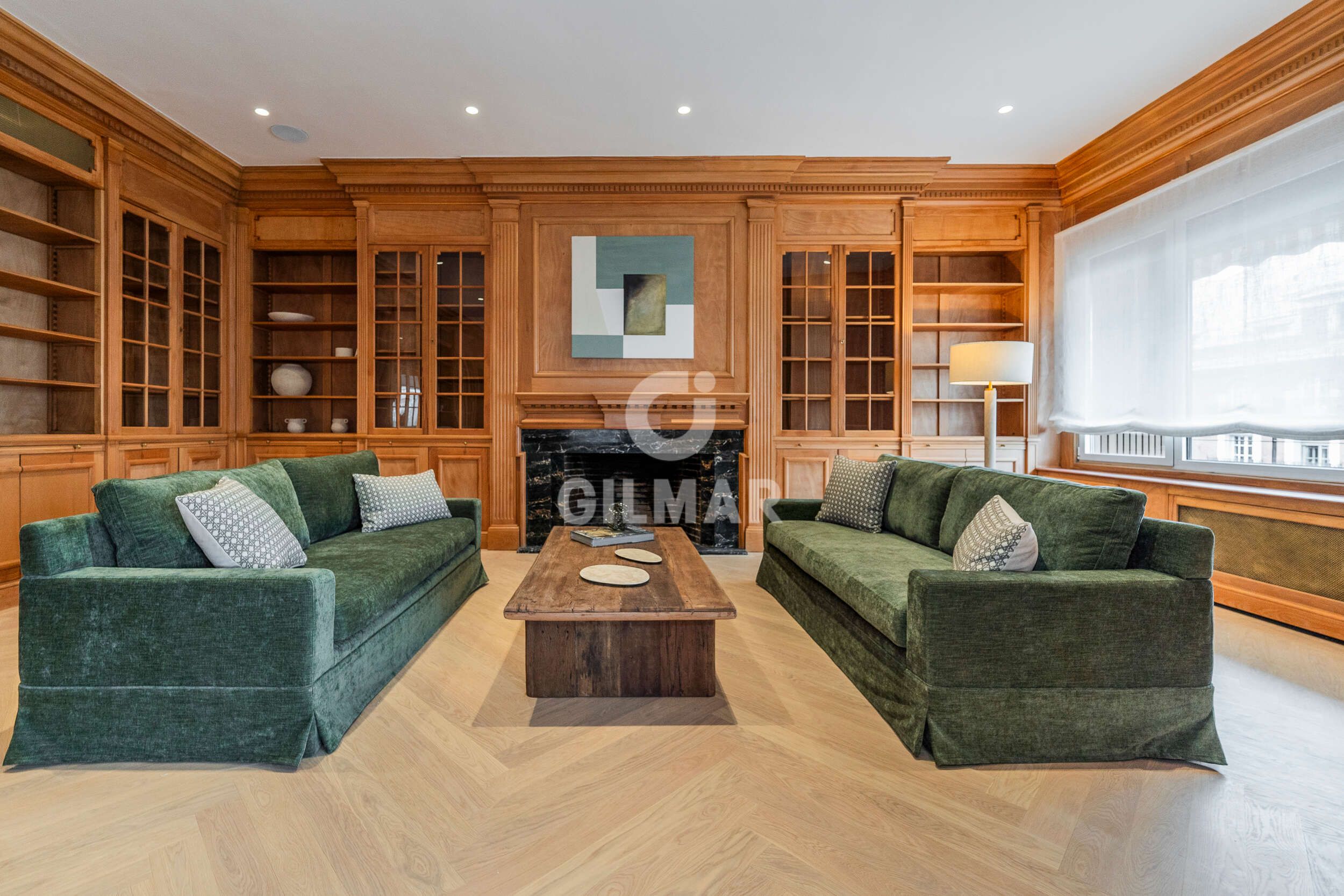Sala d'estar de Pis en venda en  Madrid Capital amb Calefacció i Balcó