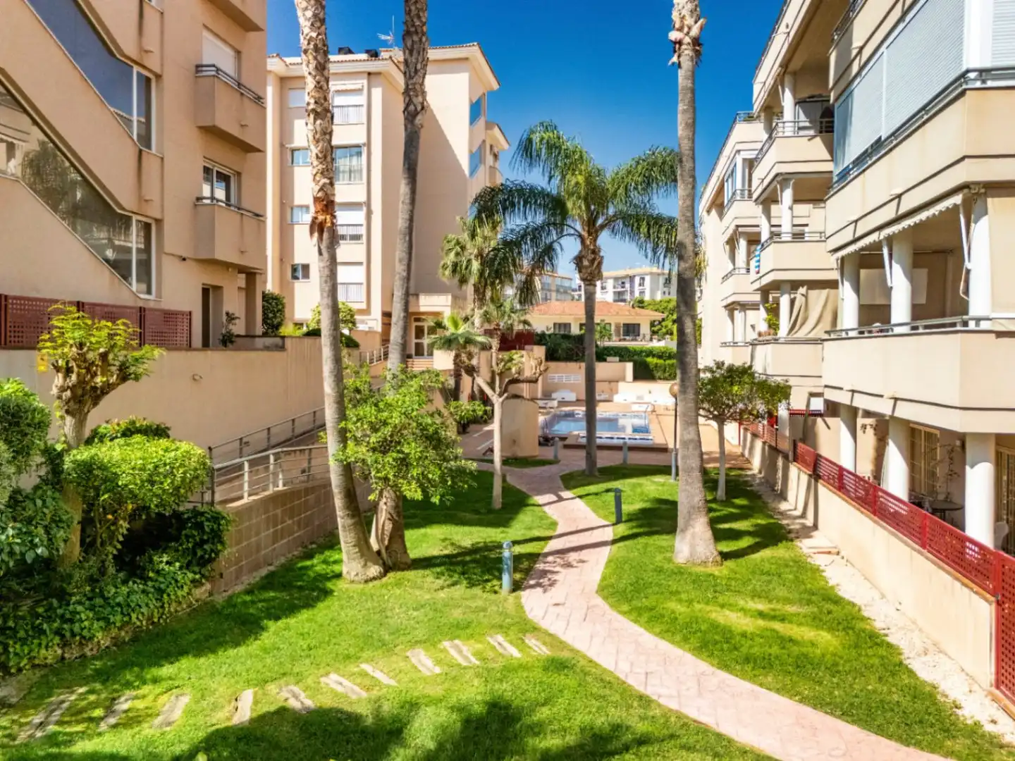 Exterior view of Apartments for sale in L'Alfàs del Pi  with Air Conditioner, Heating and Private garden