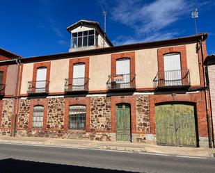 Exterior view of House or chalet for sale in Santa Cristina de la Polvorosa  with Furnished