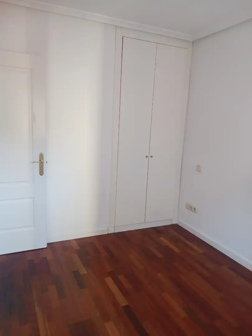 Schlafzimmer von Wohnung zum Verkauf in Collado Villalba mit Heizung und Ofen
