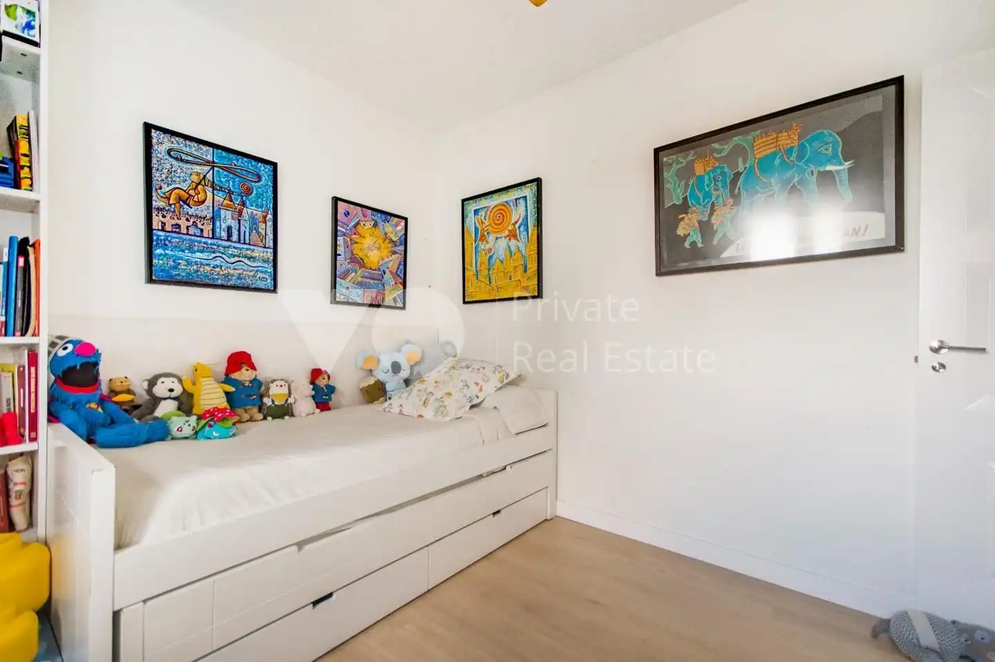 Habitación de Dúplex en venta en Majadahonda con Aire acondicionado, Calefacción y Terraza