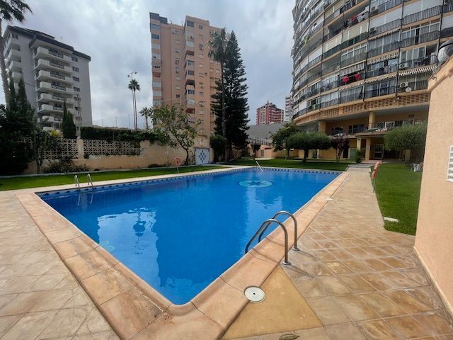 Swimming pool of Flat for sale in Benidorm  with Air Conditioner and Community pool