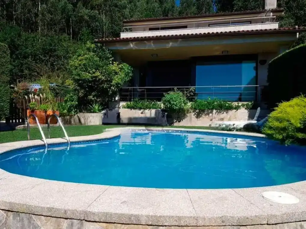 Piscina de Casa o chalet en venta en Sanxenxo con Piscina y Balcón
